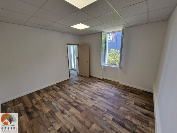 Location Immobilier Professionnel Bureaux Cavaillon 84300