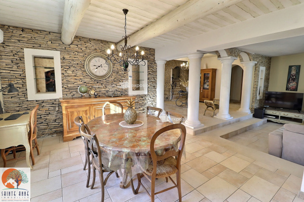 Offres de vente Maison Entraigues-sur-la-Sorgue 84320