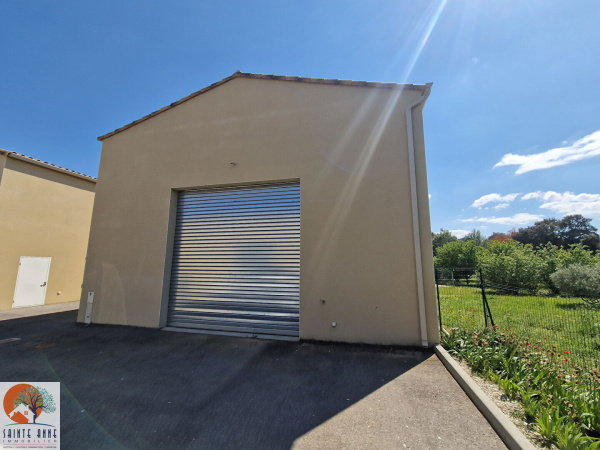 Location Immobilier Professionnel Local commercial Villeneuve-lès-Avignon 30400