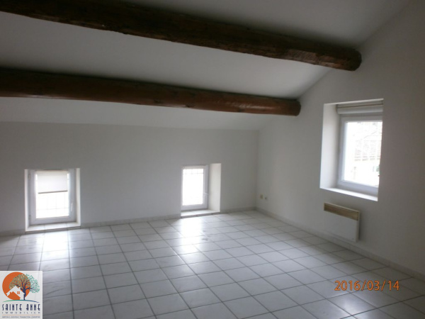 Offres de location Appartement Entraigues-sur-la-Sorgue 84320